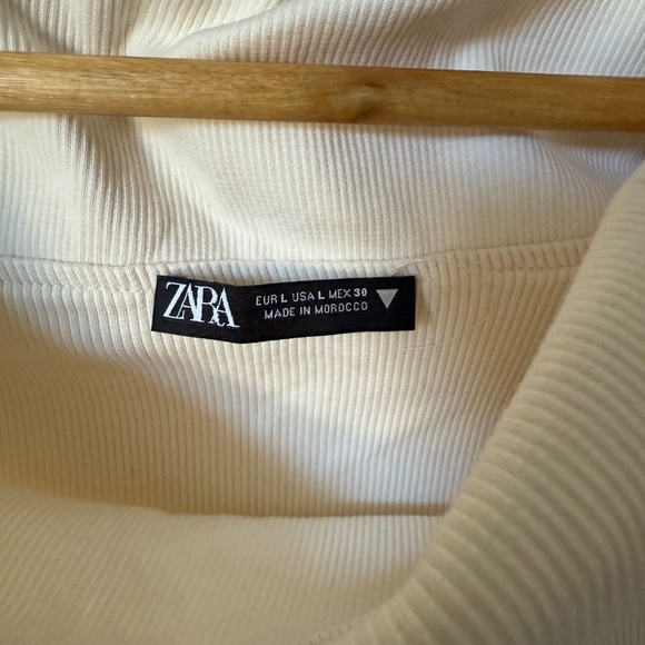 6 items 10 outfits - Picture 11 of 13